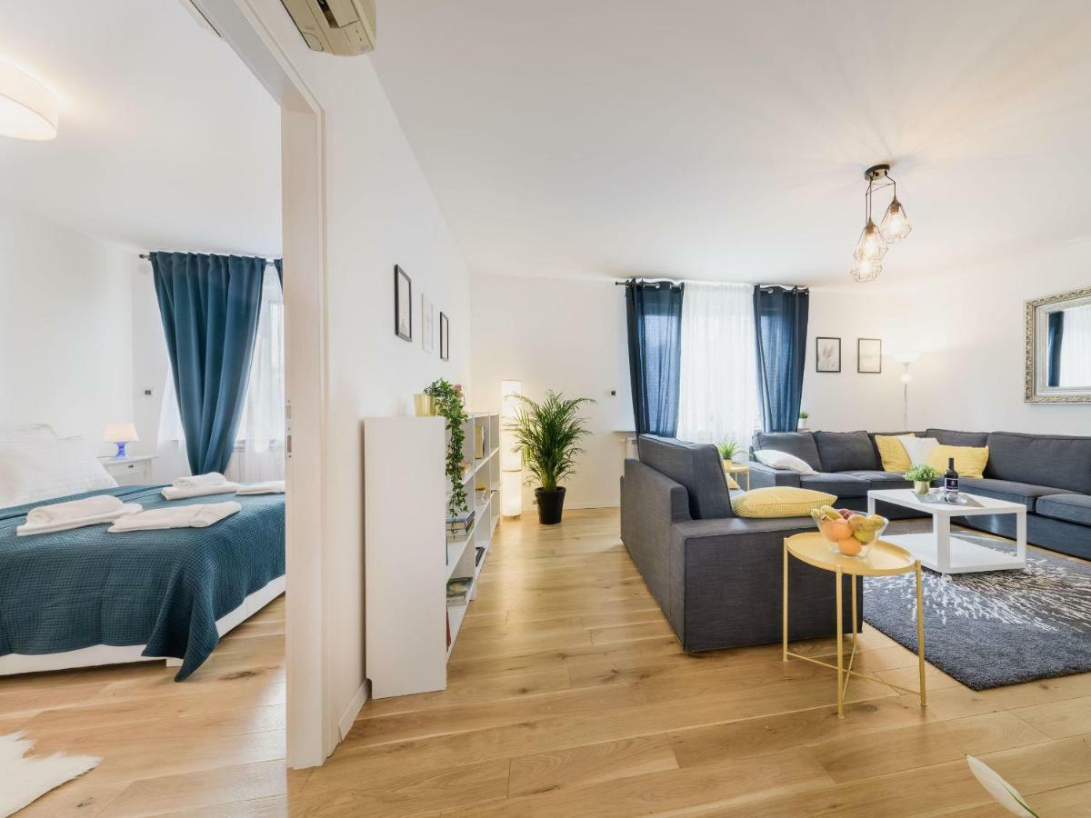 Superior Central Stay Zagabria Esterno foto